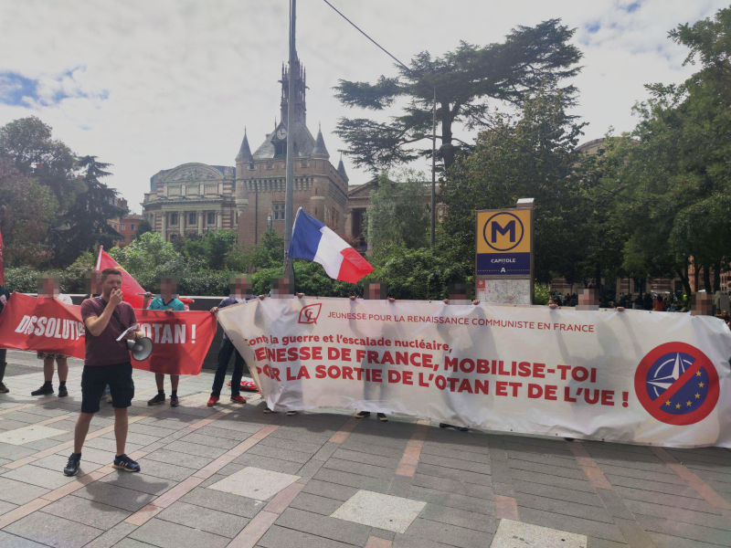 Non à l’OTAN au CNES de Toulouse